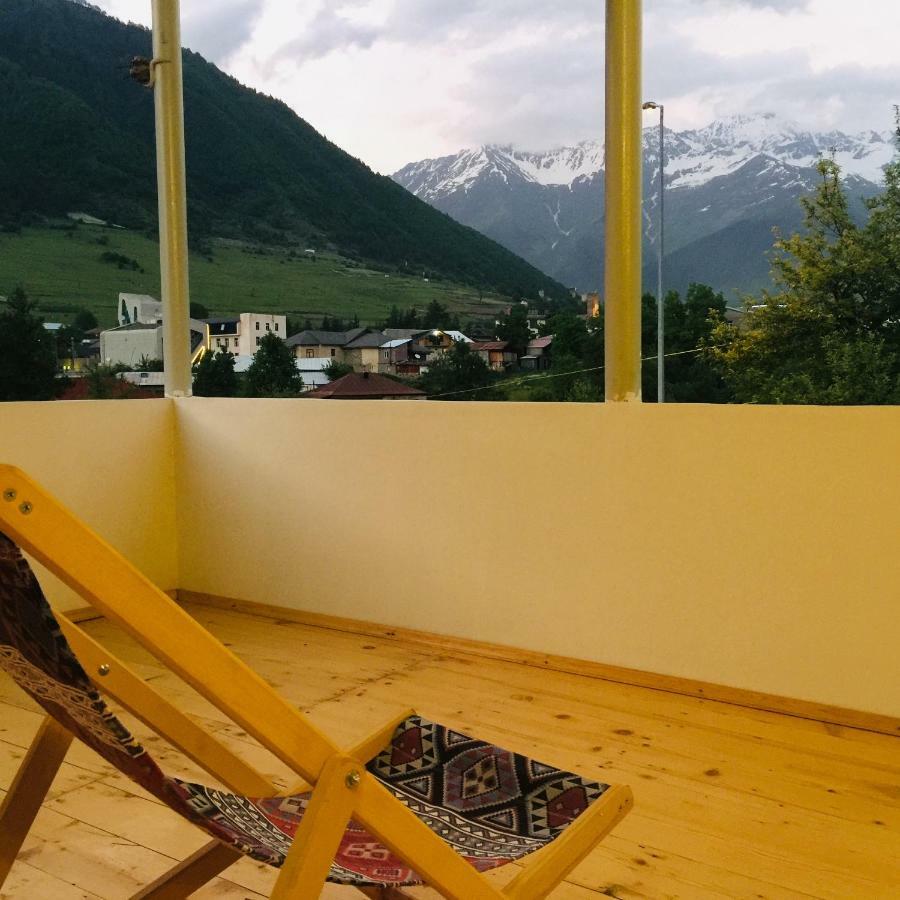 Guesthouse Alpenrose Mestia Exteriör bild